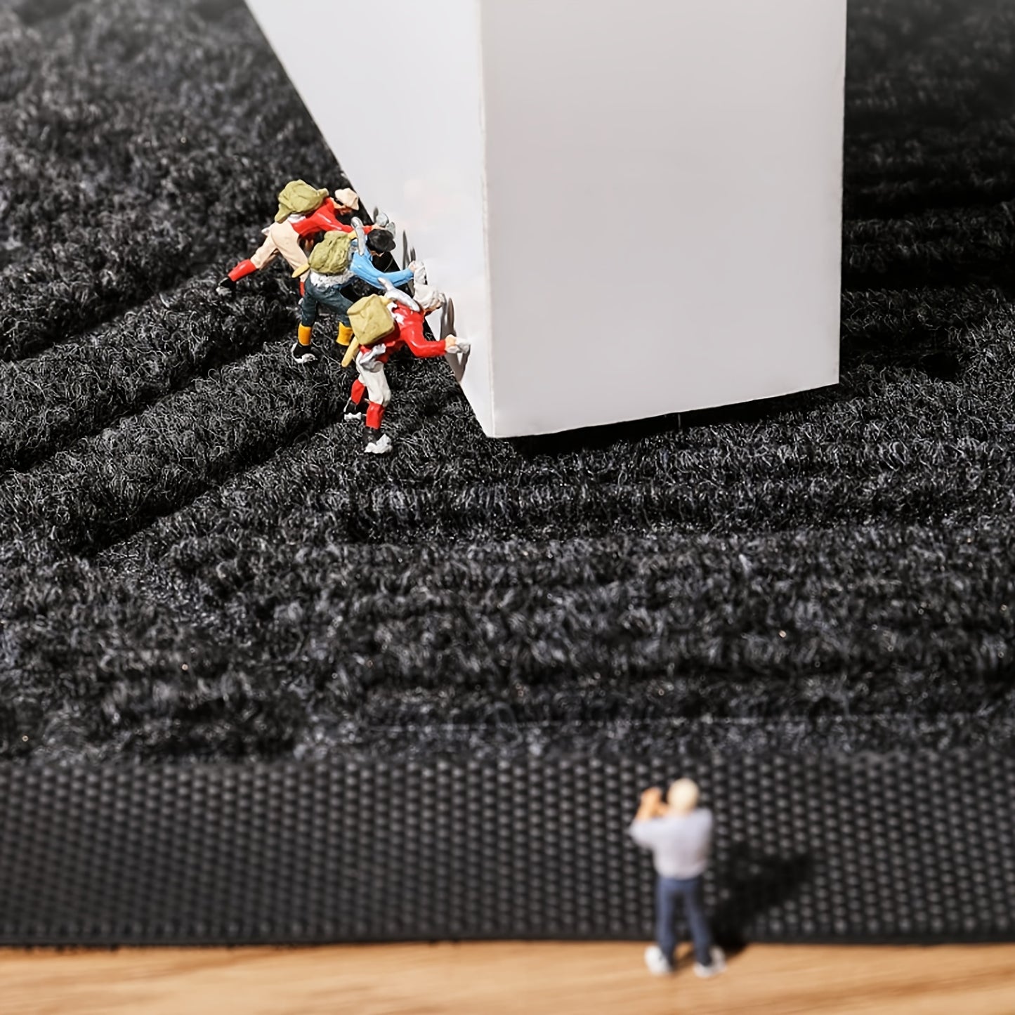 Heavy-Duty Anti-Slip Door Mat, Mud-Proof Washable Entrance Rug with Geometric Pattern, 24x36 Inch, Black Nylon Blend for Home and Balcony